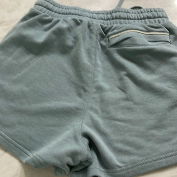 Coca-Cola X Puma Women's Slate  Shorts size Small - Picture 7 of 12